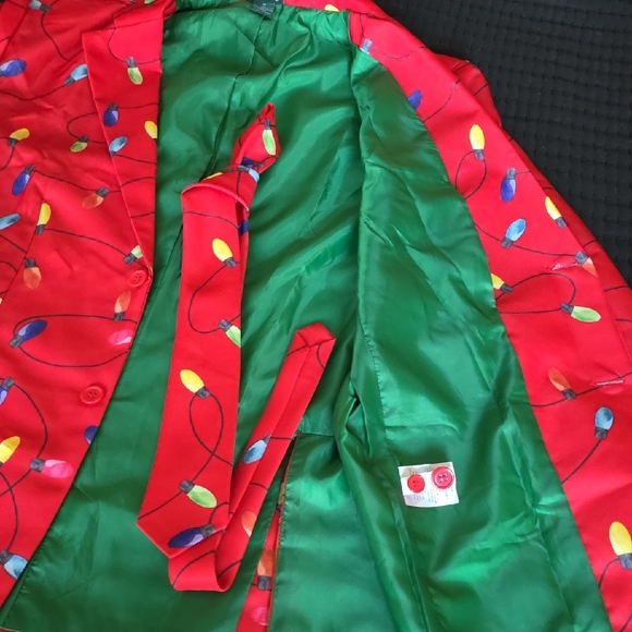 Life Of The Party Men's Suit Vibrant Red with Festive Light Design - Picture 4 of 13